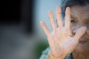 Mais de 6,2 mil violações contra idosos são registradas no ABC; Santo André e São Bernardo lideram ocorrências